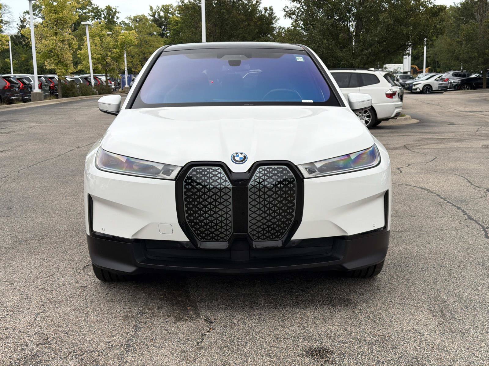 Certified 2024 BMW iX xDrive50 w/ Premium Package AWD/4WD image 3