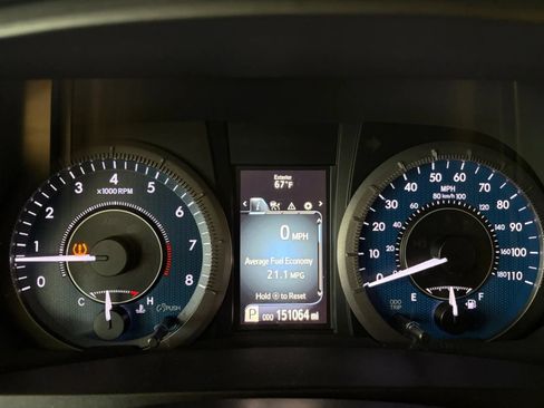 Used 2020 Toyota Sienna L FWD image 31