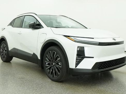 New 2026 Toyota C-HR AWD/4WD image 37