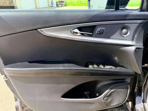 Used 2019 Lincoln Nautilus Select AWD/4WD image 17