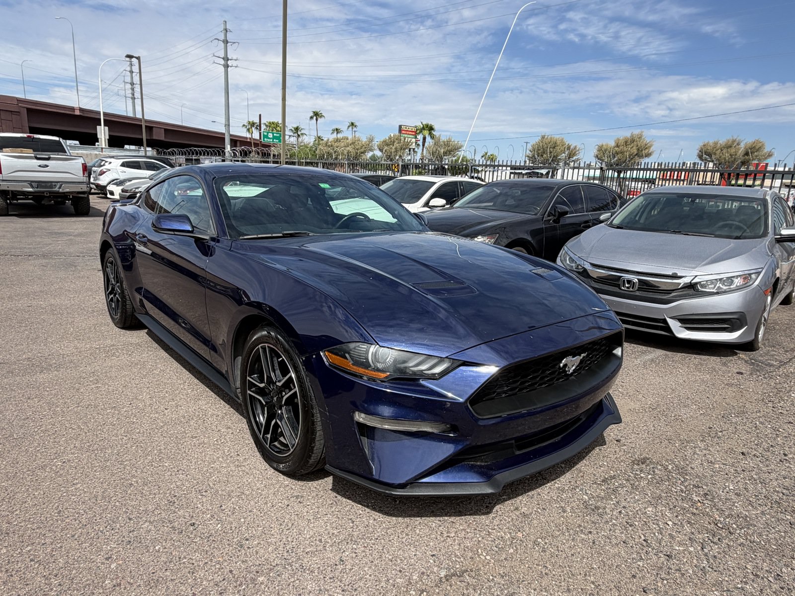 Used 2018 Ford Mustang Coupe w/ Equipment Group 101A RWD image 3
