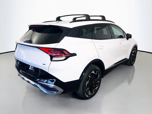 Used 2024 Kia Sportage SX image 8