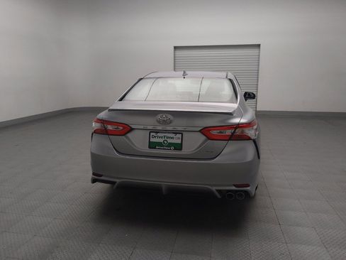 Used 2020 Toyota Camry SE image 7