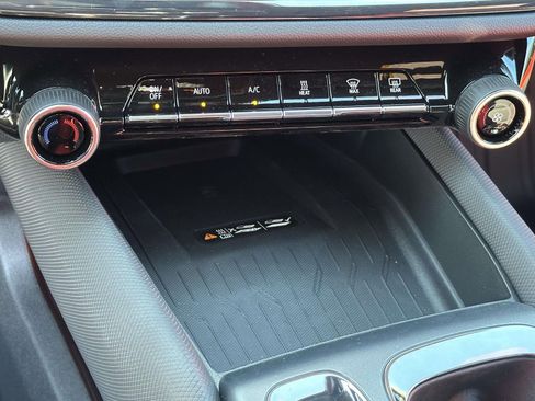 New 2026 Chevrolet Equinox EV RS image 12