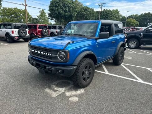 Used 2024 Ford Bronco Black Diamond AWD/4WD image 3