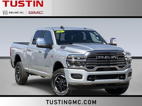 Used 2026 RAM 2500 Laramie AWD/4WD image 1