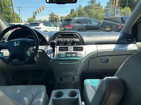 Used 2010 Honda Odyssey EX-L image 11