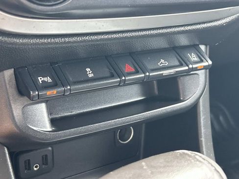 Used 2021 Chevrolet Colorado LT w/ Fleet Safety Package RWD image 27