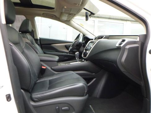 Used 2017 Nissan Murano Platinum w/ Platinum Technology Package AWD/4WD image 9