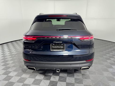 Certified 2023 Porsche Cayenne AWD/4WD image 11