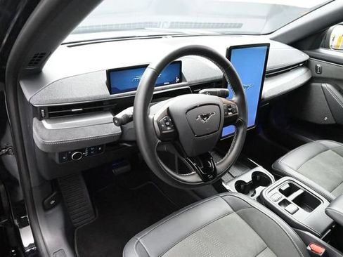 Certified 2025 Ford Mustang Mach-E GT AWD/4WD image 9