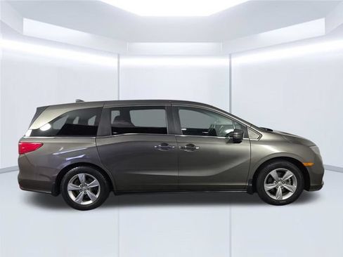 Used 2018 Honda Odyssey EX-L image 44