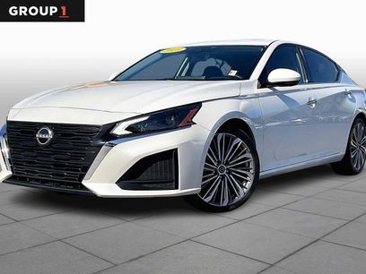 Used 2023 Nissan Altima 2.5 SL