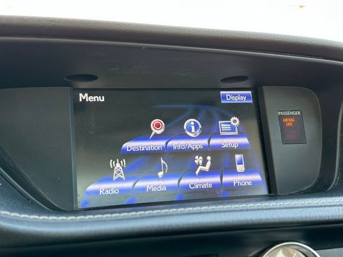 Used 2014 Lexus ES 300h w/ Luxury Package w/Bamboo Trim image 34