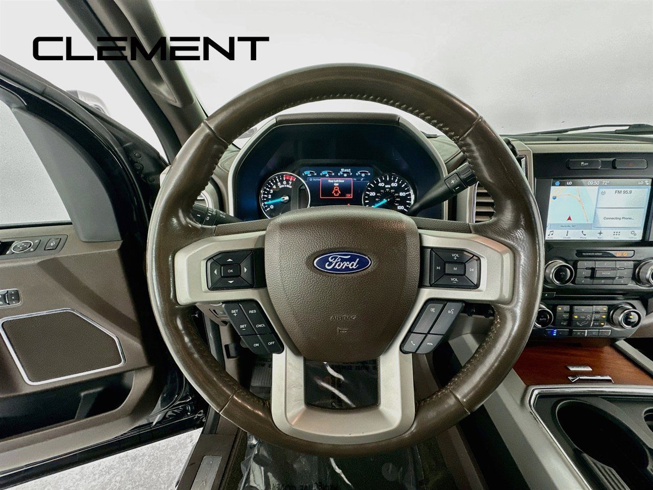 Used 2017 Ford F350 King Ranch AWD/4WD image 14