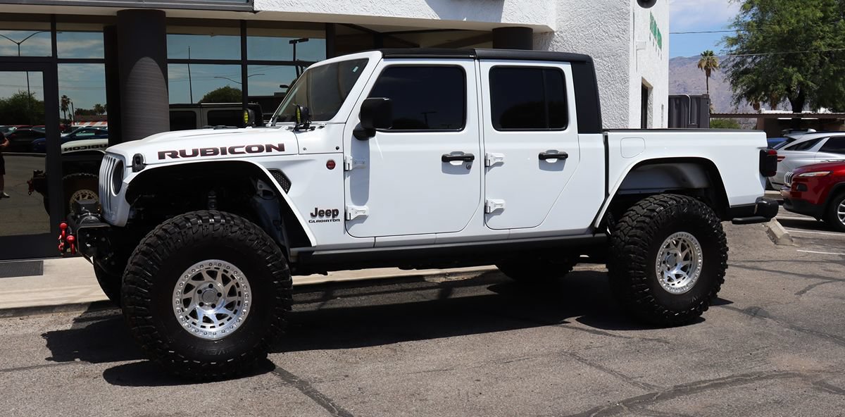 Used 2021 Jeep Gladiator Rubicon AWD/4WD image 10