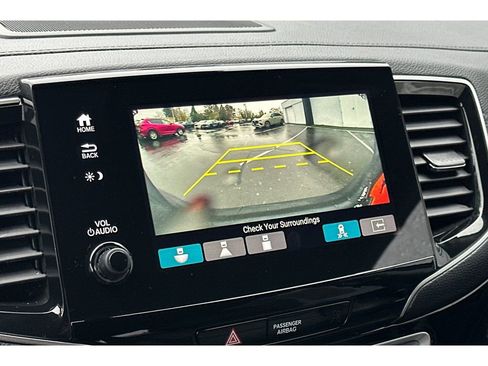 Used 2019 Honda Pilot Touring image 23