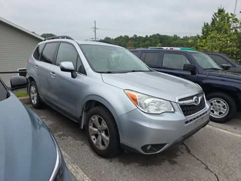 Used 2014 Subaru Forester 2.5i Touring w/ Popular Package #2 AWD/4WD image 3