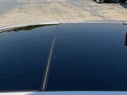 Used 2016 Lincoln MKS w/ Equipment Group 101A FWD image 8