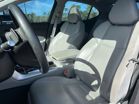 Used 2017 Acura TLX V6 w/ Technology Package image 5