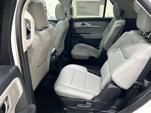 New 2026 Ford Explorer Active w/ Active Comfort Package image 29