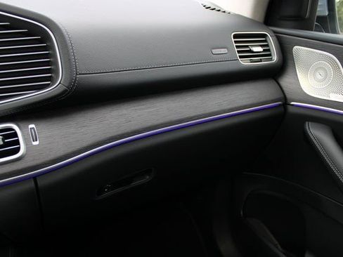 New 2026 Mercedes-Benz GLS 450 4MATIC image 34