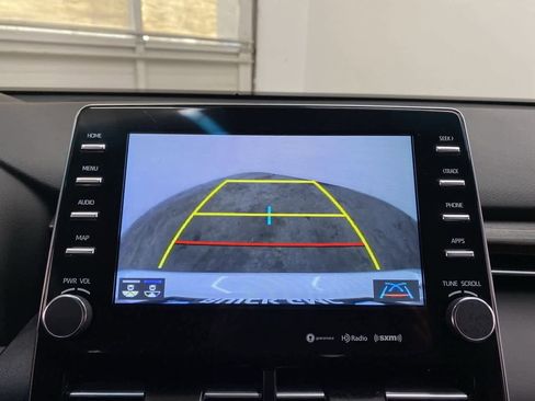 Used 2022 Toyota Avalon XLE image 26