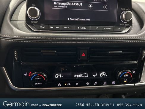 Used 2023 Nissan Rogue SV w/ SV Premium Package image 31