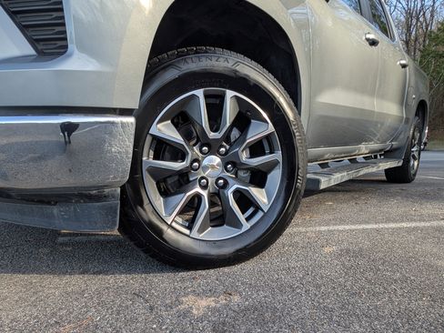 Used 2023 Chevrolet Silverado 1500 LT image 35