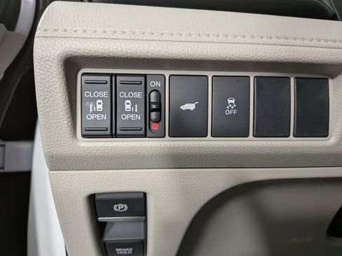 New 2026 Honda Odyssey EX-L image 11