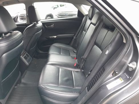 Used 2014 Toyota Avalon XLE Touring FWD image 32