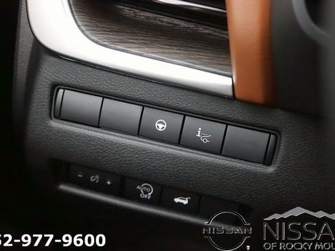New 2026 Nissan Rogue Platinum w/ Platinum Premium Package AWD/4WD image 26