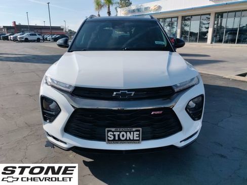 Certified 2023 Chevrolet TrailBlazer RS w/ Sun and Liftgate Package image 4