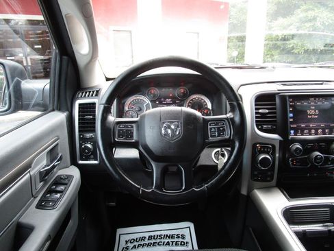 Used 2017 RAM 1500 Lone Star AWD/4WD image 10