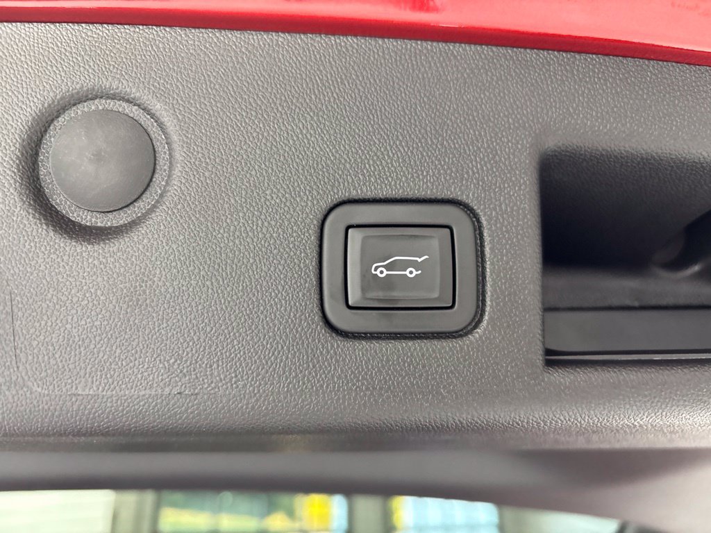 Used 2024 Chevrolet Equinox LT w/ LPO, Floor Liner Package AWD/4WD image 43