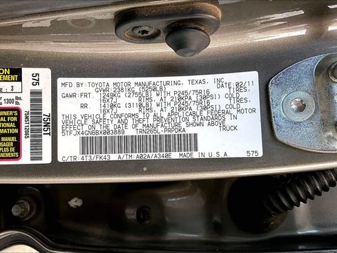 Used 2011 Toyota Tacoma PreRunner w/ SR5 Pkg #2 RWD image 35