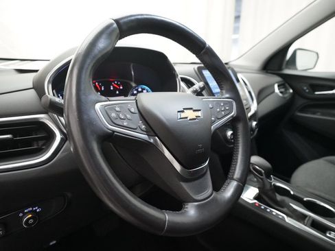 Used 2022 Chevrolet Equinox LT FWD image 8