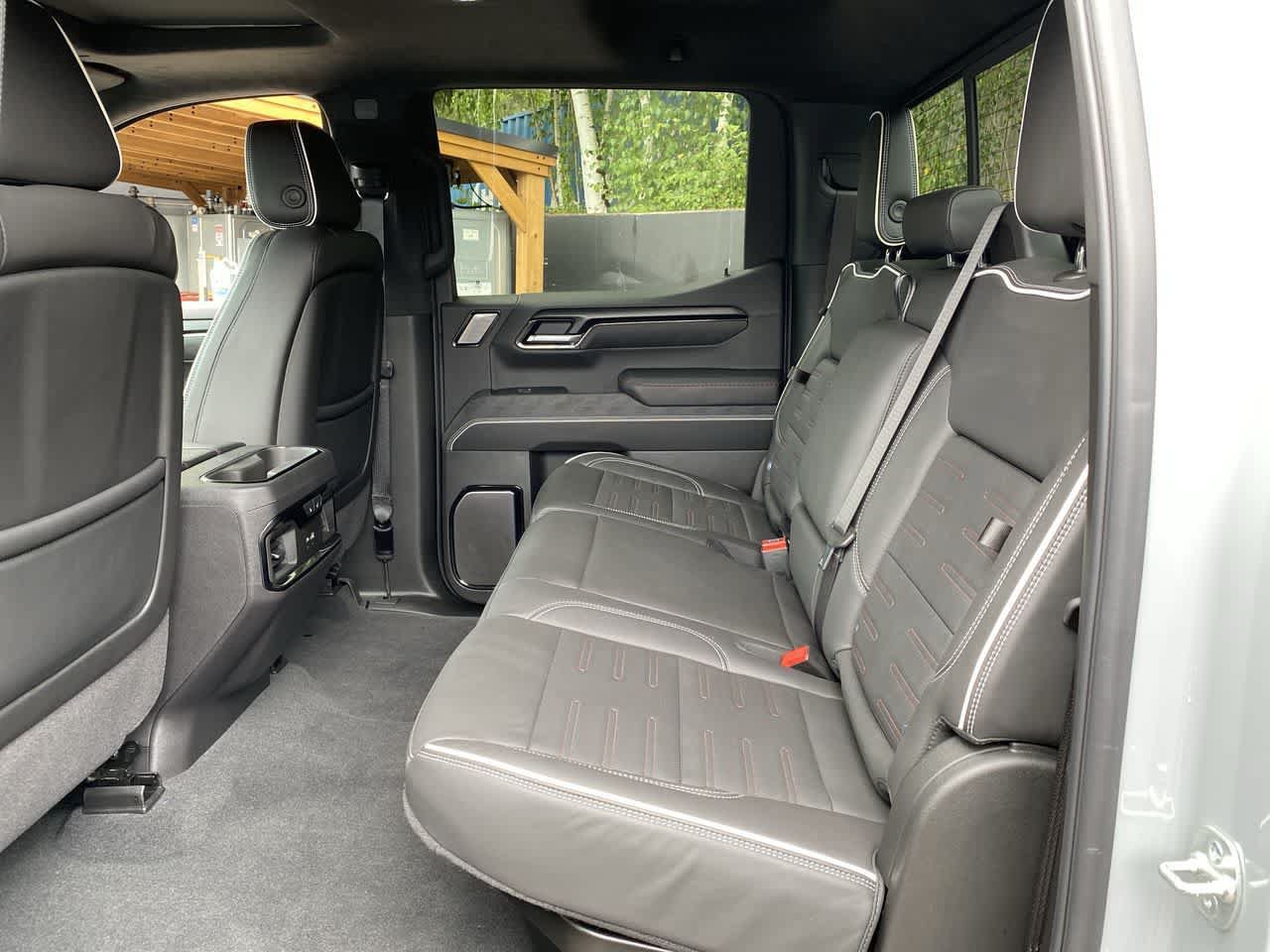 Used 2025 GMC Sierra 1500 AT4X w/ AT4X AEV Edition AWD/4WD image 16