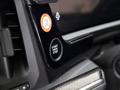 New 2026 Porsche Cayenne Turbo image 19