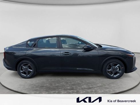 New 2026 Kia K4 FWD image 4