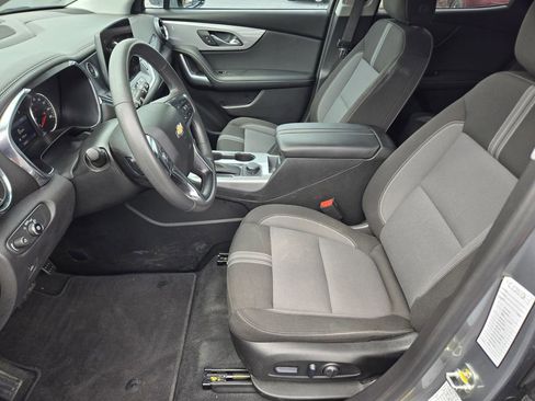 Used 2025 Chevrolet Blazer LT image 15