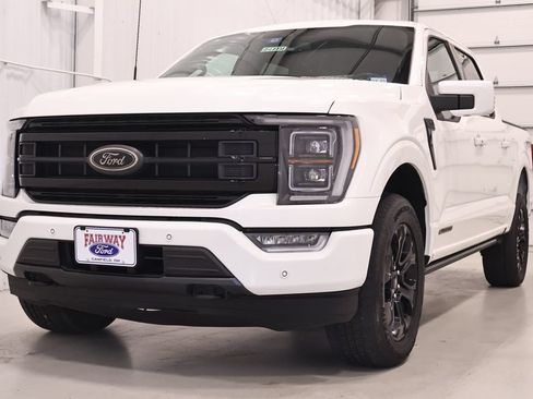 Used 2022 Ford F150 Lariat w/ Equipment Group 502A High AWD/4WD image 4
