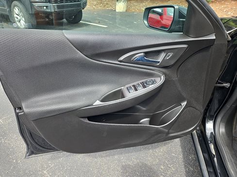 Used 2022 Chevrolet Malibu RS FWD image 14
