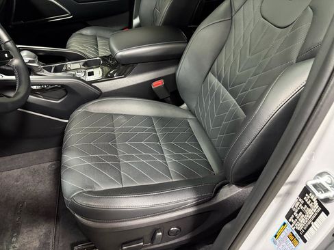 Used 2024 Kia Telluride EX X-Line image 37