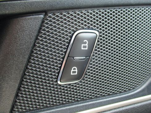 Used 2024 Ford Edge SEL w/ Convenience Package AWD/4WD image 33