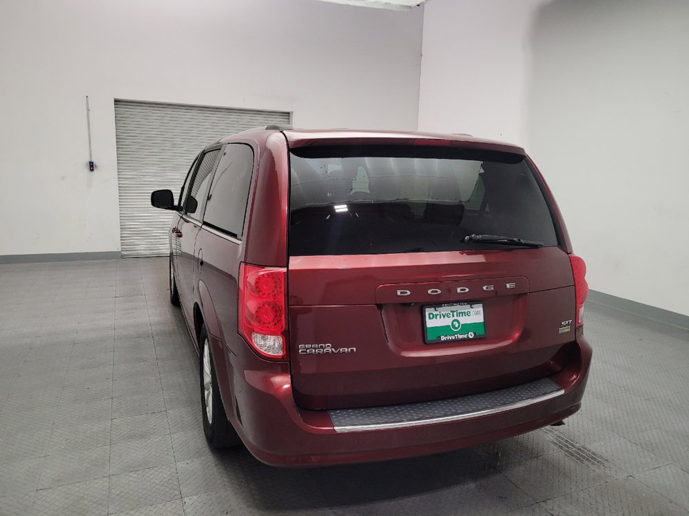 Used 2019 Dodge Grand Caravan SXT FWD image 6
