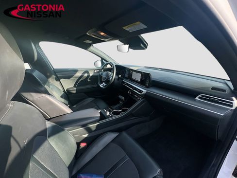 Used 2023 Kia K5 GT-Line w/ GT-Line Premium Package image 35