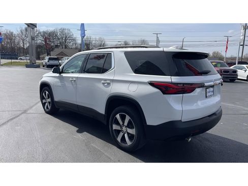 Certified 2023 Chevrolet Traverse LT w/ LPO, Floor Liner Package image 5