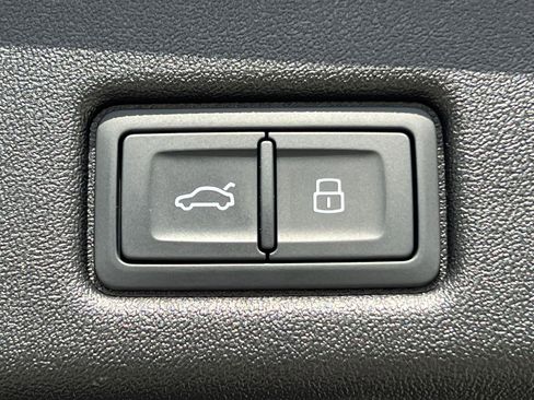 New 2025 Audi Q5 Premium Plus image 13