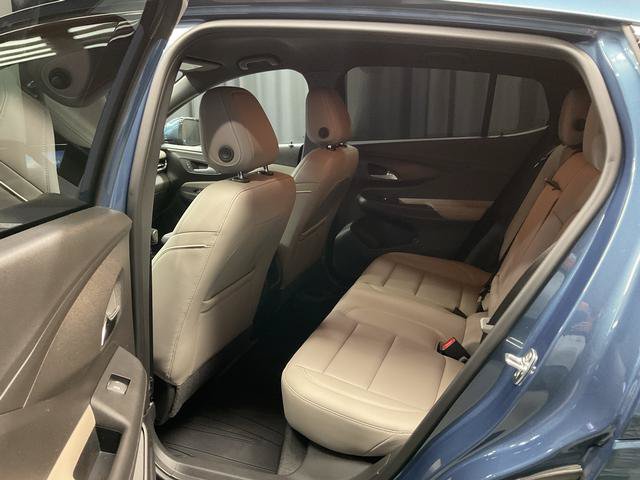 Used 2026 Buick Envista Avenir FWD image 8